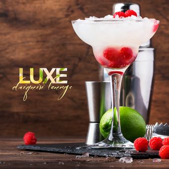 Luxe Logo by BrandU