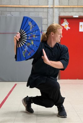 Sam Audenaert, connected movements, journey into oneself, tai chi kruibeke, tai chi rupelmonde Sam Audenaert, connected movements, journey into oneself, tai chi kruibeke, tai chi rupelmonde