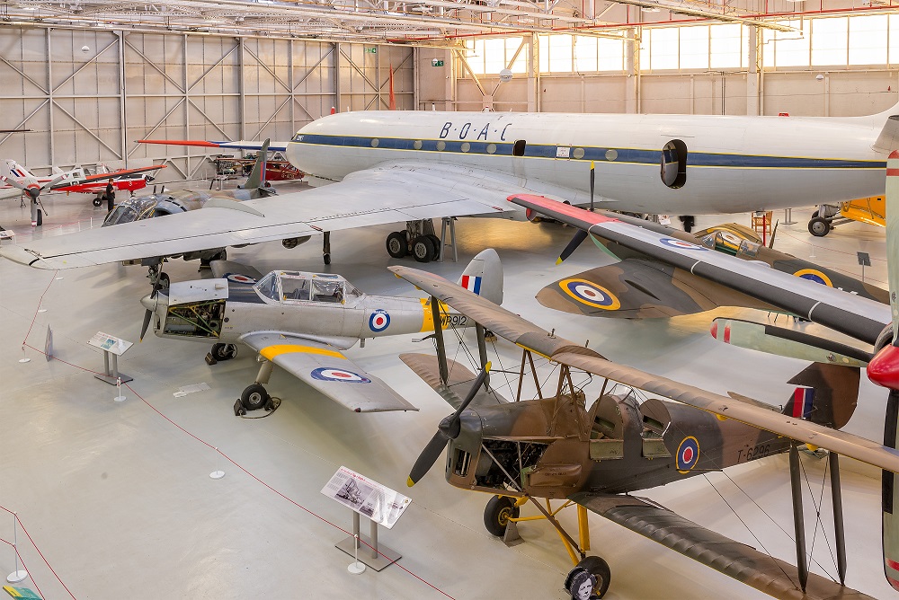 Hangar_1_7