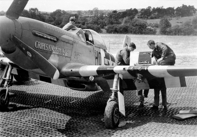 352nd FG 487th FS Cripes A' Mighty 3rd with 17 kills markings