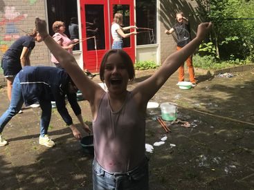 Mijn assistente geeft bellenblaasles