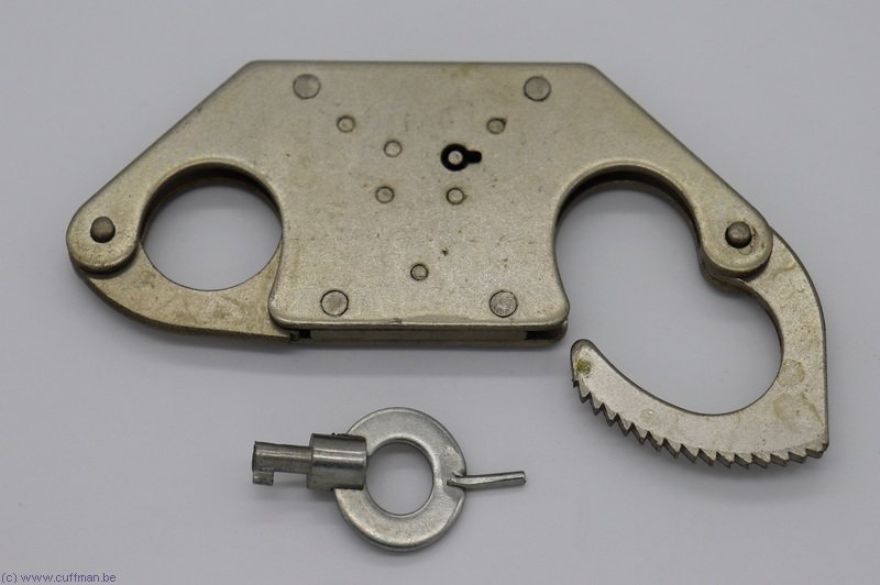 COLT HANDCUFFS + THUMB CUFFS & KEYS
