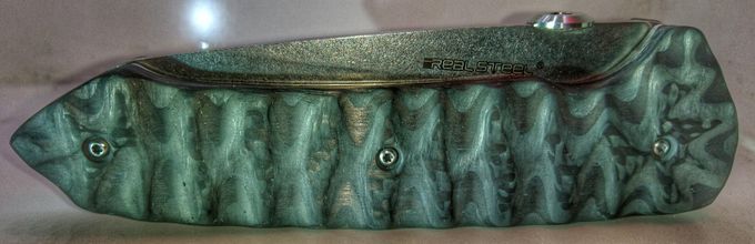RSK H9 Takin mit 5 mm dicken massiven Carbon Griffschalen