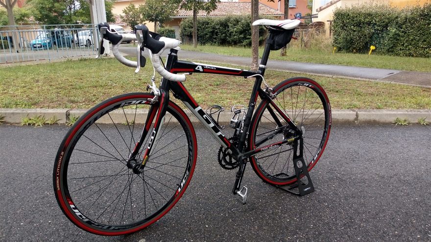 Vélo de route pour un problème de transmission, résolue.