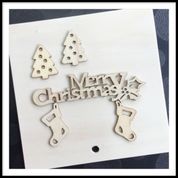 houten wenskaart merry christmas, boom, sokken