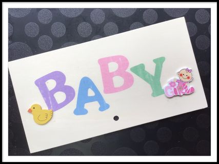 Houten wenskaart baby girl