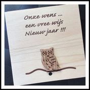 Houten wenskaart wijs nieuwjaar