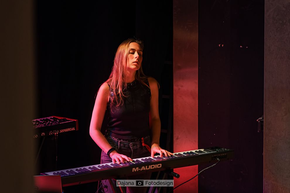 Auger Keyboarderin Marta Goergens