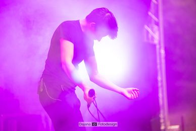 DajanaFotodesignWEB_20230715_EmpathyTest_BlackLowerCastleFestival_006-