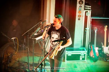 Jonas von Das Lumpenpack live im F-Haus Jena - 22.10.2021