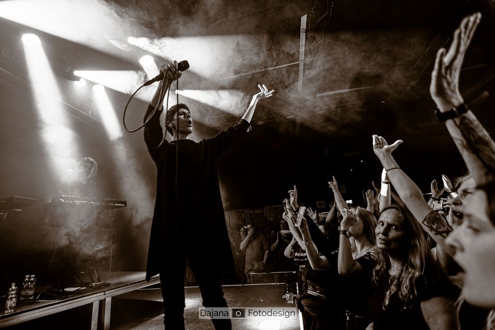 Empathy Test live im DAS BETT Frankfurt 31.3.2024