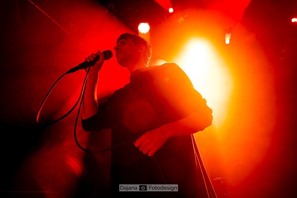 Empathy Test live im DAS BETT Frankfurt 31.3.2024