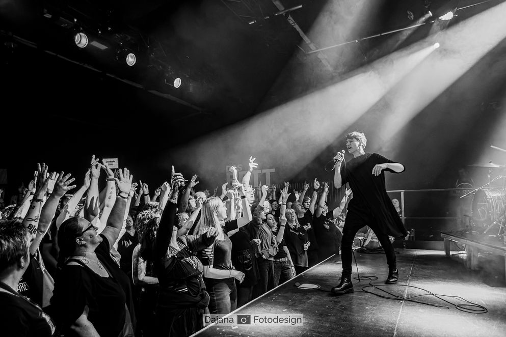 Empathy Test live im DAS BETT Frankfurt 31.3.2024