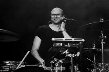 Empathy Test live im DAS BETT Frankfurt 31.3.2024