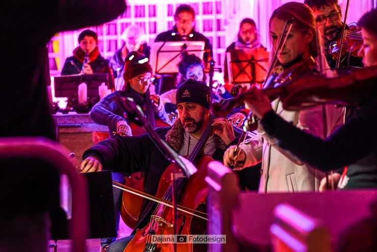 20231221_Freies Orchester Jena_Muweika_0351-CR3_WEB_dajana.fotodesign