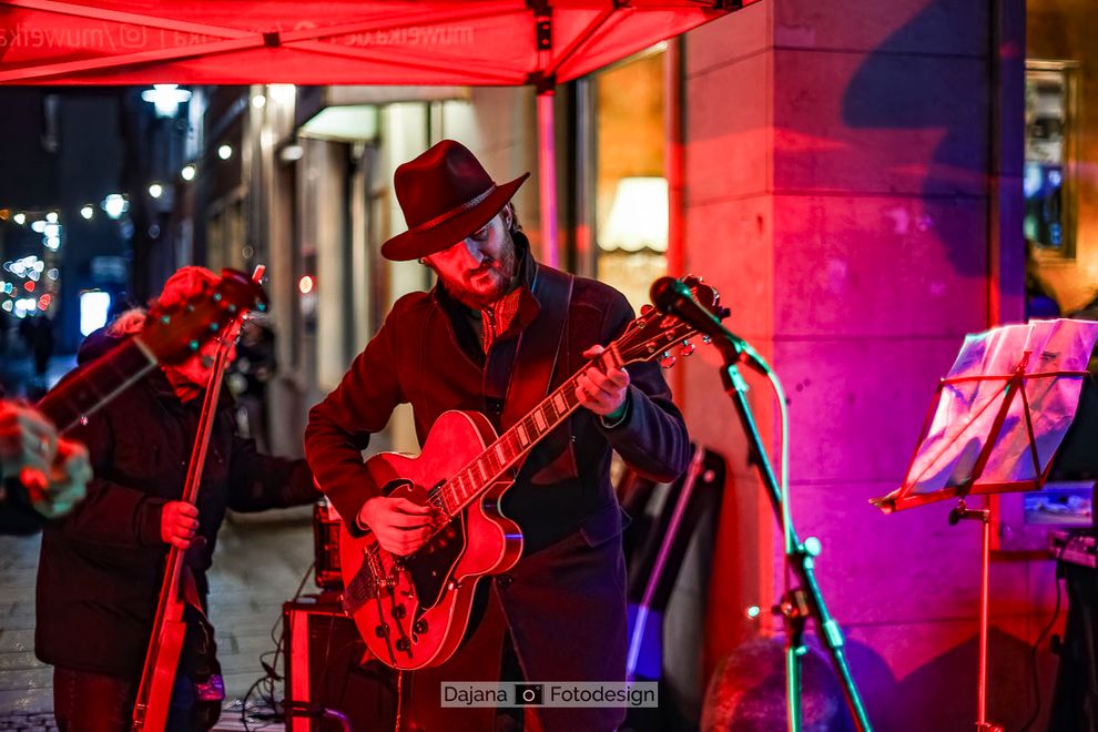 The Forking Roads vorm Café brandmarken Jena beim Muweika 2024