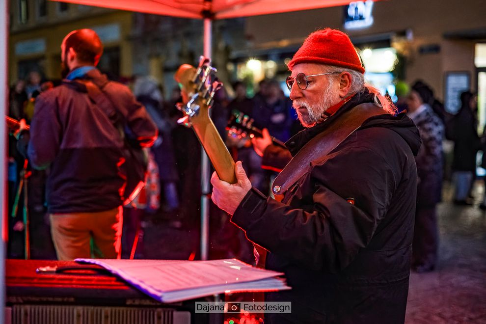 The Forking Roads vorm Café brandmarken Jena beim Muweika 2024