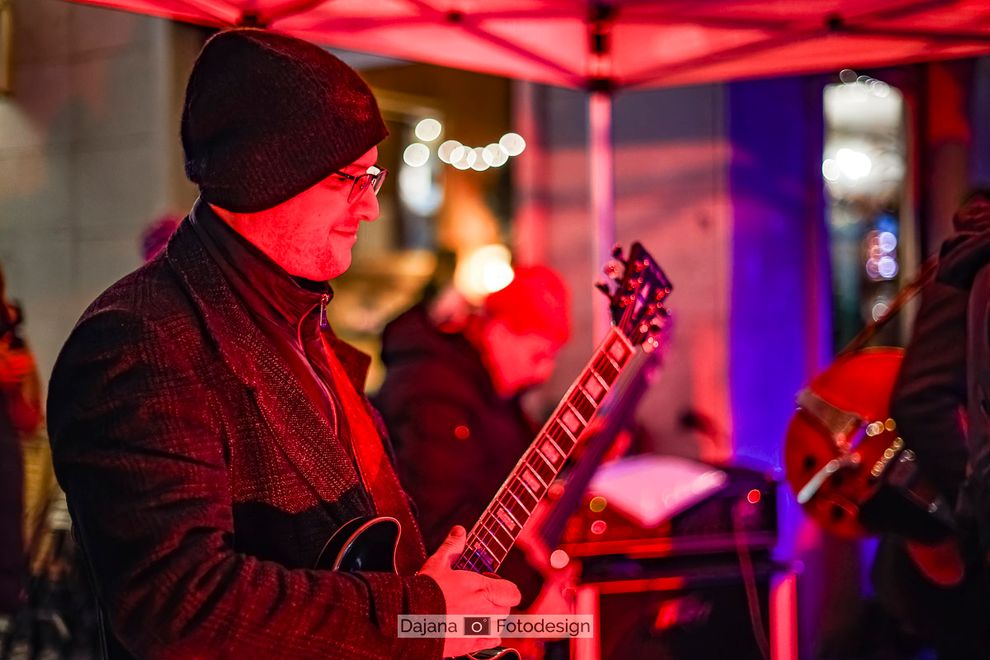 The Forking Roads vorm Café brandmarken Jena beim Muweika 2024