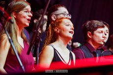 Philharmonie trifft Pop - Sänger*innen vom Psycho-Chor Jena