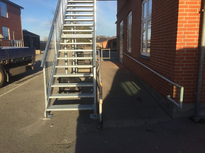 Trappe 58 Hals