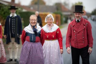Nordsjællands-, Østjyllands- og herredragt hele landet
