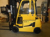 HYUNDAI_16_B_9 002
