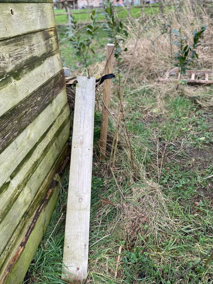 De voorbije storm heeft er dan toch één plank afgewaaid gekregen...