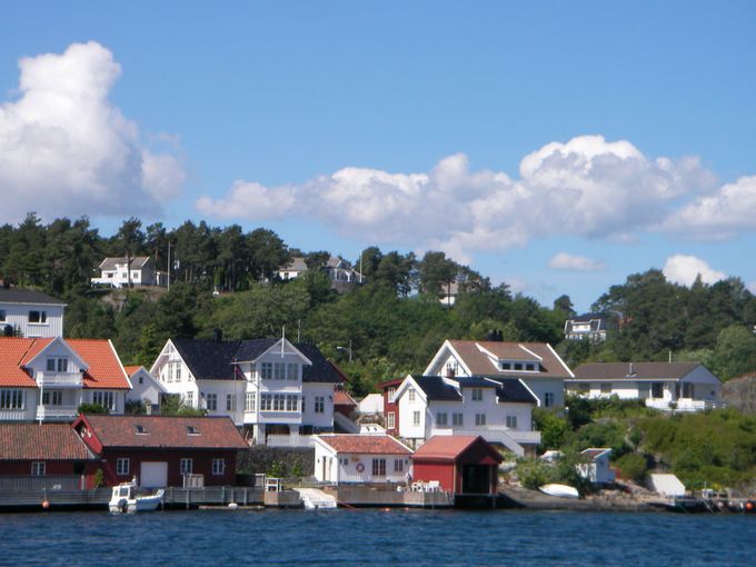 En tur i vakre og idylliske omgivelser kan være en stor opplevelse for mange personer med demens, men for noen blir den lange turen med de mange og sterke inntrykk en kilde til angst, uro og forvirring som kan sitte i flere dager.