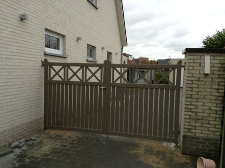 met kruisjes sierpoort 
