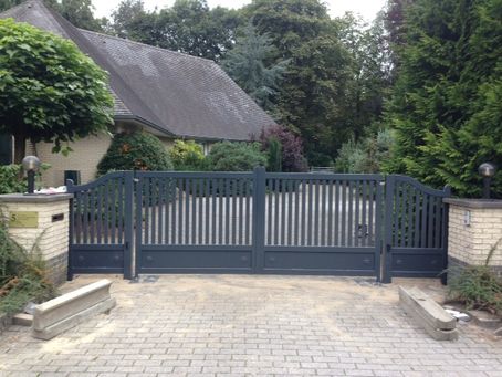 open beplanking met naar keuze de breedte van de planken 60,80,100,120