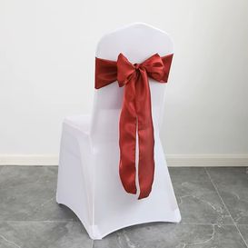Noeud en satin bordeau