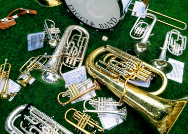 No 36 Brassed Off Warren Standing 2019