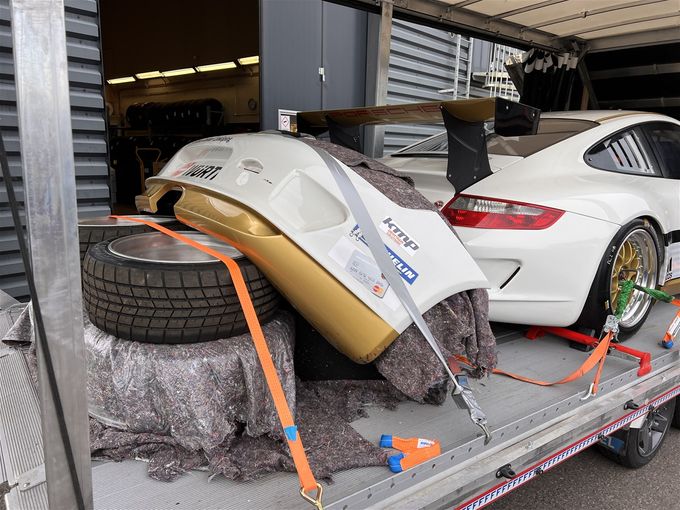 7. Oktober, hentet Porsche GT3 Cup hos Porsche Center Linköping for Bengtson Automarin