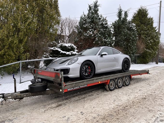 9/12 - Hentet Porsche 911 GTS for kunde på Grefsen