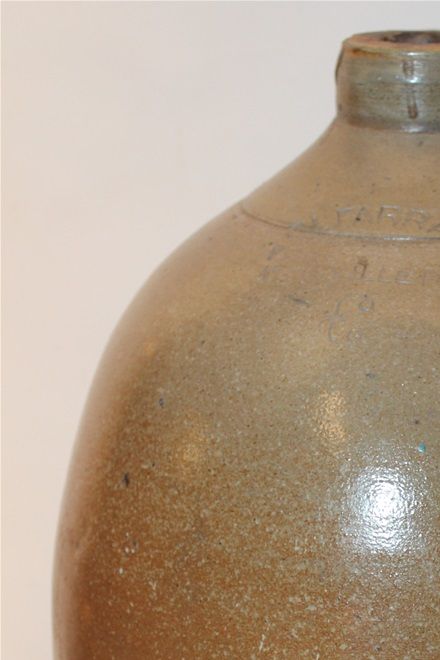 Cruche E. L. Farrar, Pottery Works, Iberville, P. Q. 1918-1926