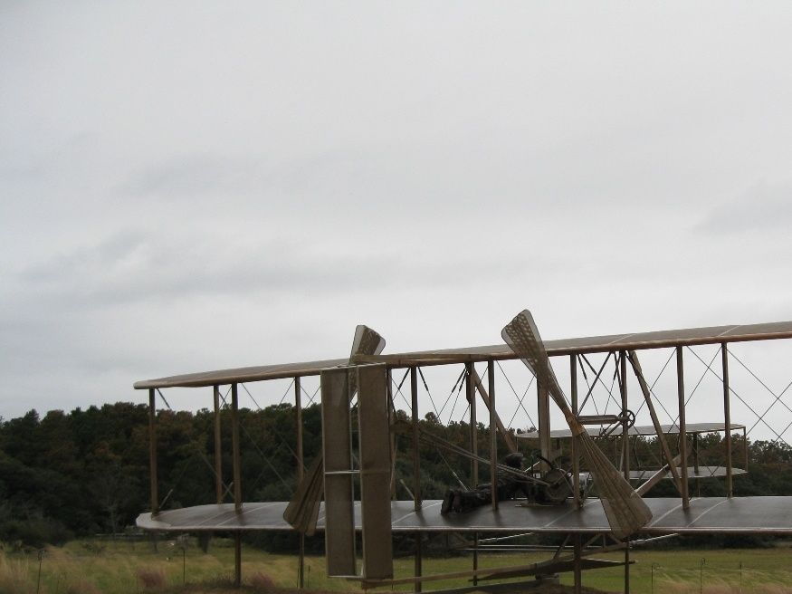 Monument at Kill Devil Hills commemorating the first manned flight.