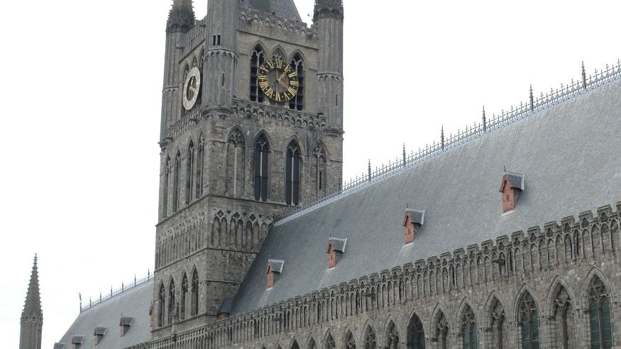 'In Flanders Fields' Museum and Cloth Hall on the town square along with the band.