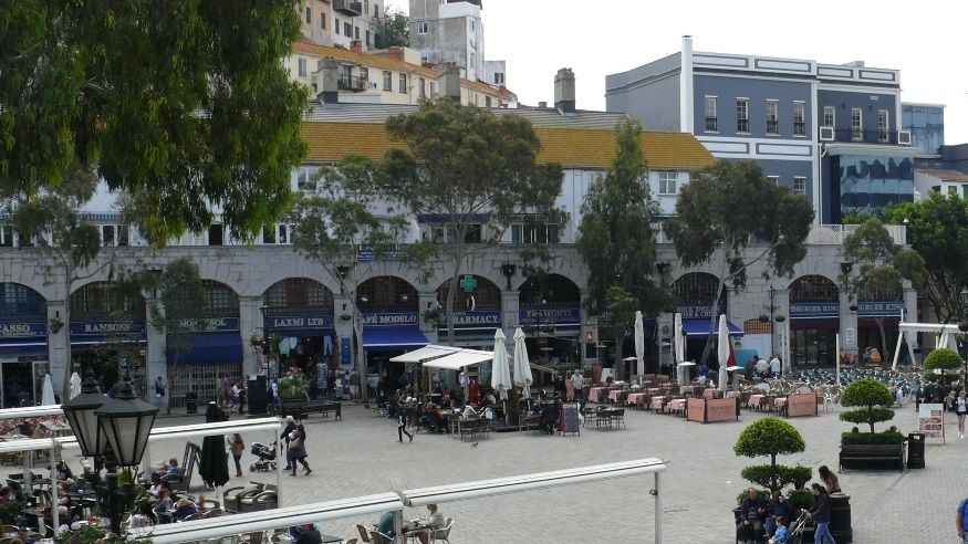 Grand Casements Square