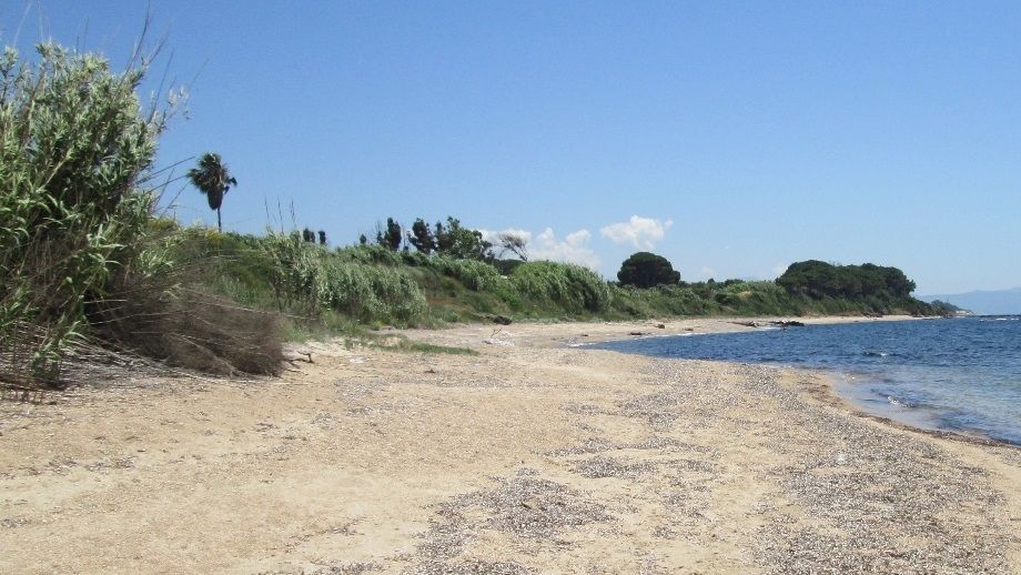 Even the sea here slopes!