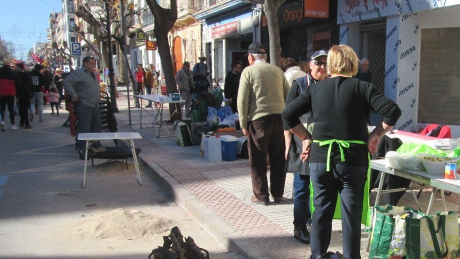 Paella stalls all the way up the 'High Street'