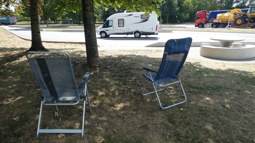 Our afternoon break under the shade of a tree