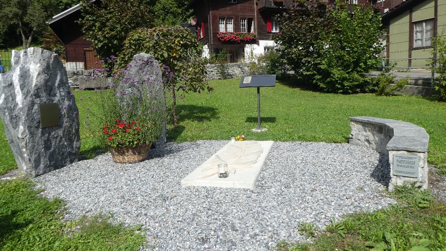 The memorial to the 'fallen'.