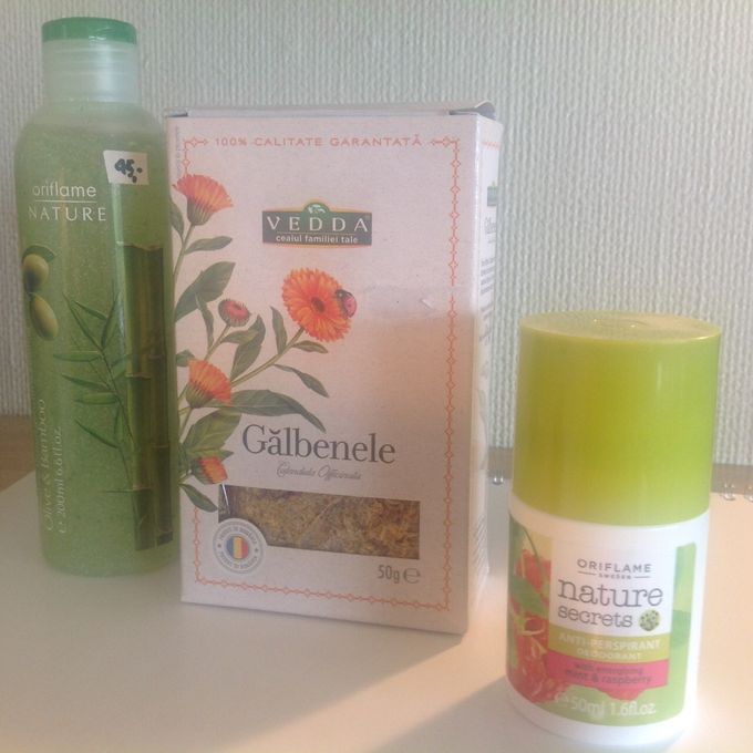 Oriflame Bambus krops skrubb: 45,-
Calendula urtete, meget healende: 45,-
Deodorant Oriflame m gammeldags stift: 35,-