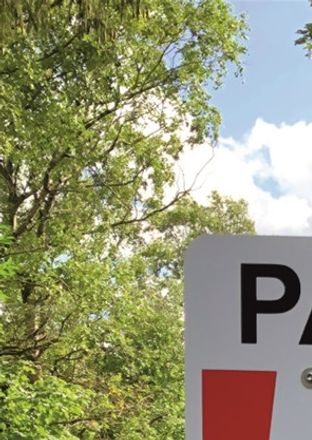 Professionelt og enkelt design, der signalerer respekt
