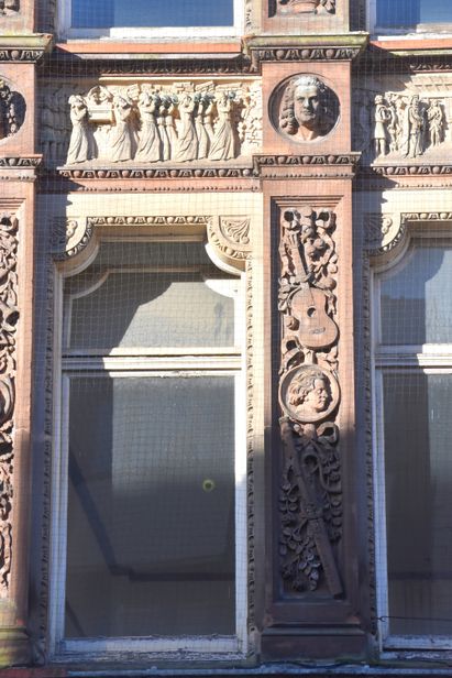 Formally Taylor's Music shop, sculptor John Lea, 