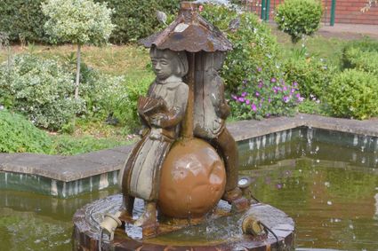 Redhill school fountain