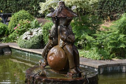 Redhill school fountain