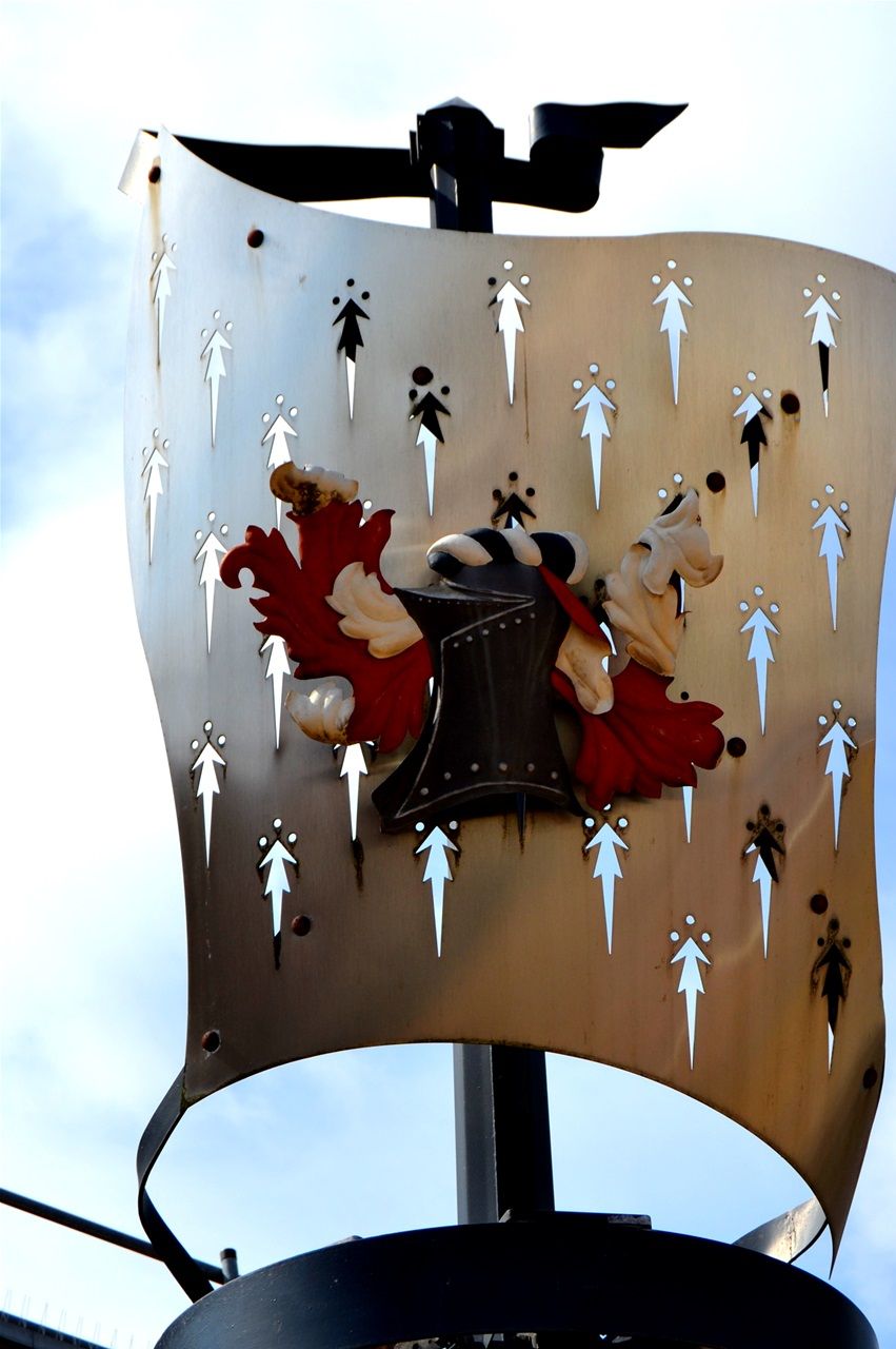 Heraldic Standard in Church st, designed by Kate Maddison