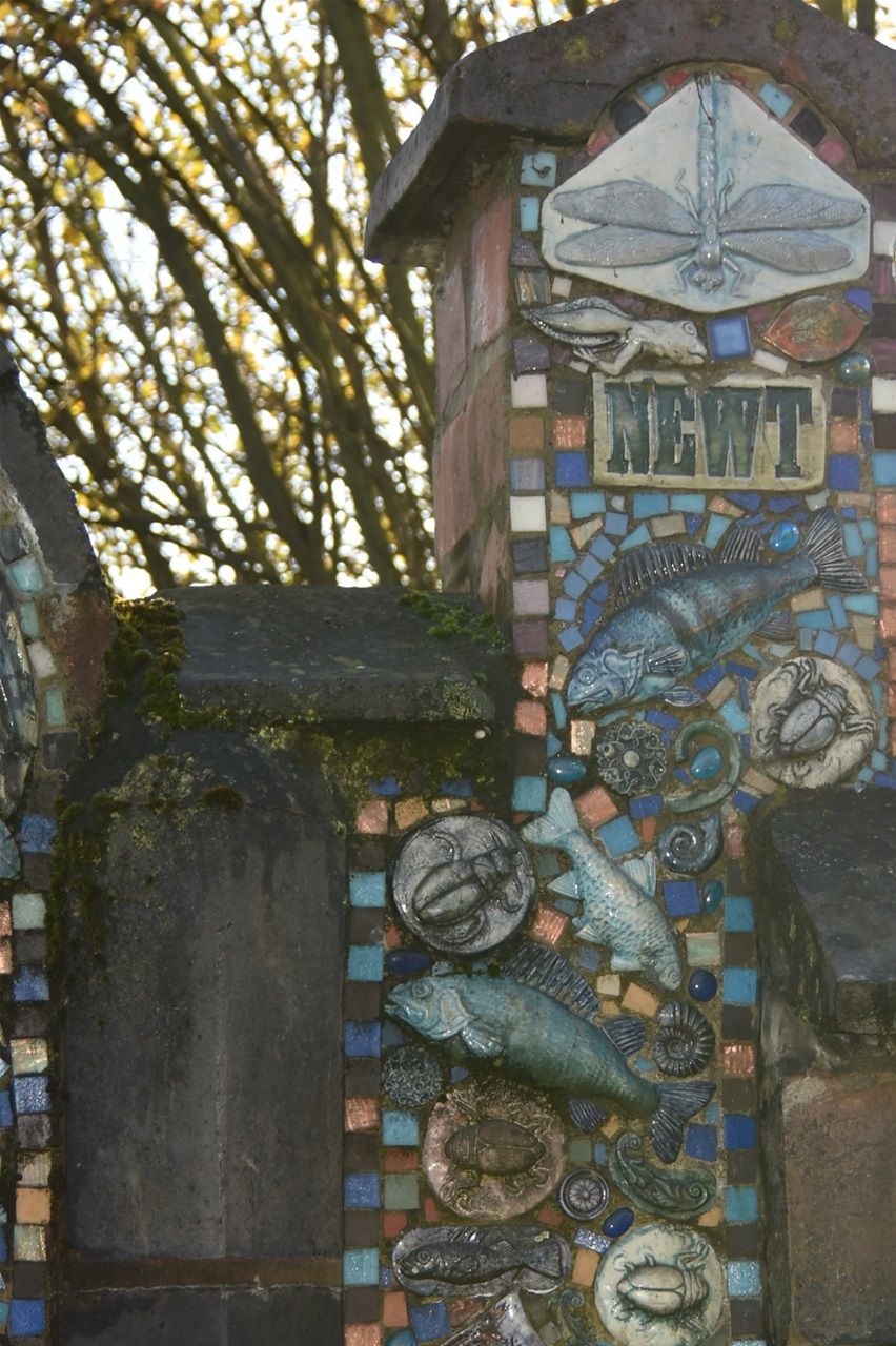 Lunt Path. Newt. Designed by local pupils assisted by Phil Hardaker and Helen Sayer