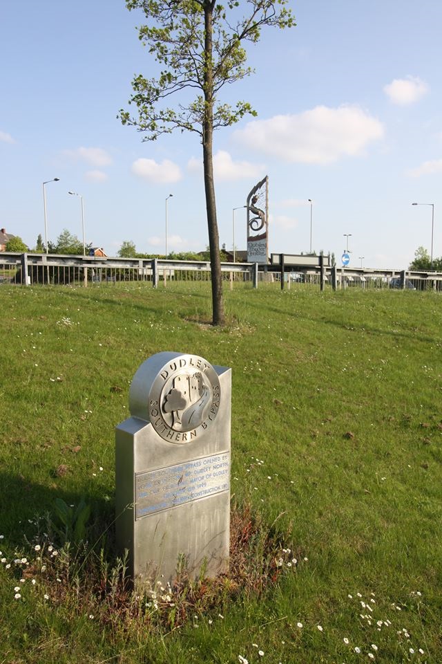 Duncan Edwards way,